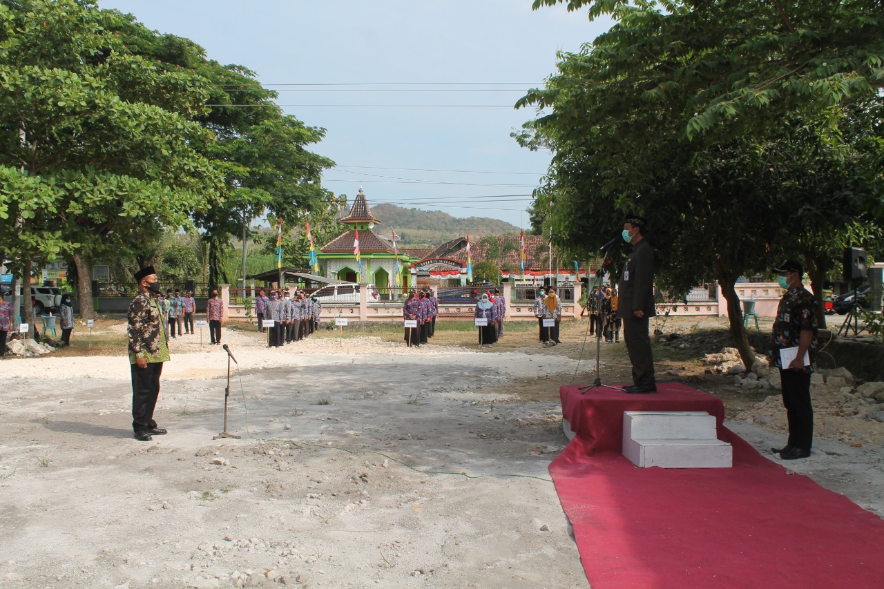 APEL PEMBINAAN PERANGKAT DESA SE KECAMATAN SEDAN OLEH BUPATI REMBANG