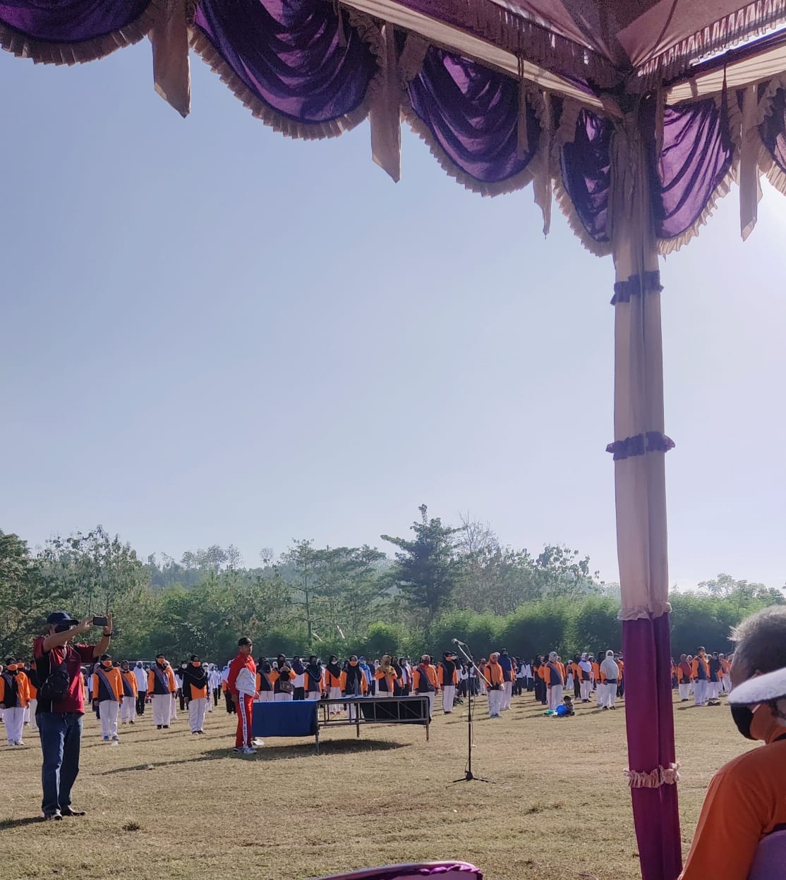 HARI OLAHRAGA NASIONAL KE-37